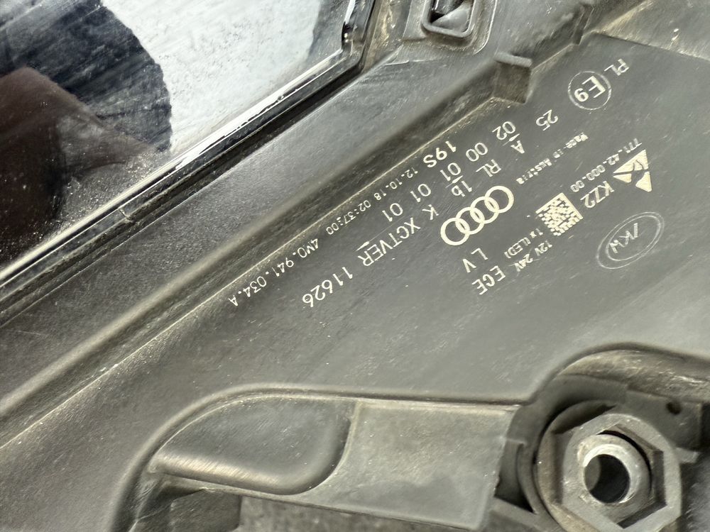 Ляв Десен фар 4M0941033 Full Led за Audi Q7 2015-19 г. Фарове оригинал