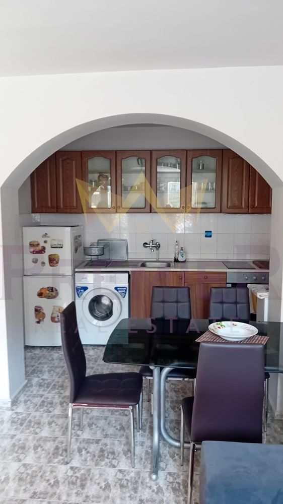 3-стаен в Варна-Общината площ 93 цена 1200