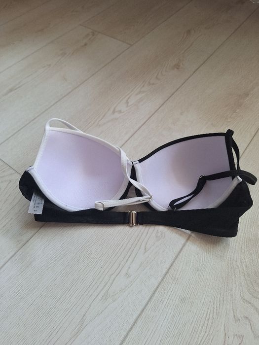 Дамски бански костюм