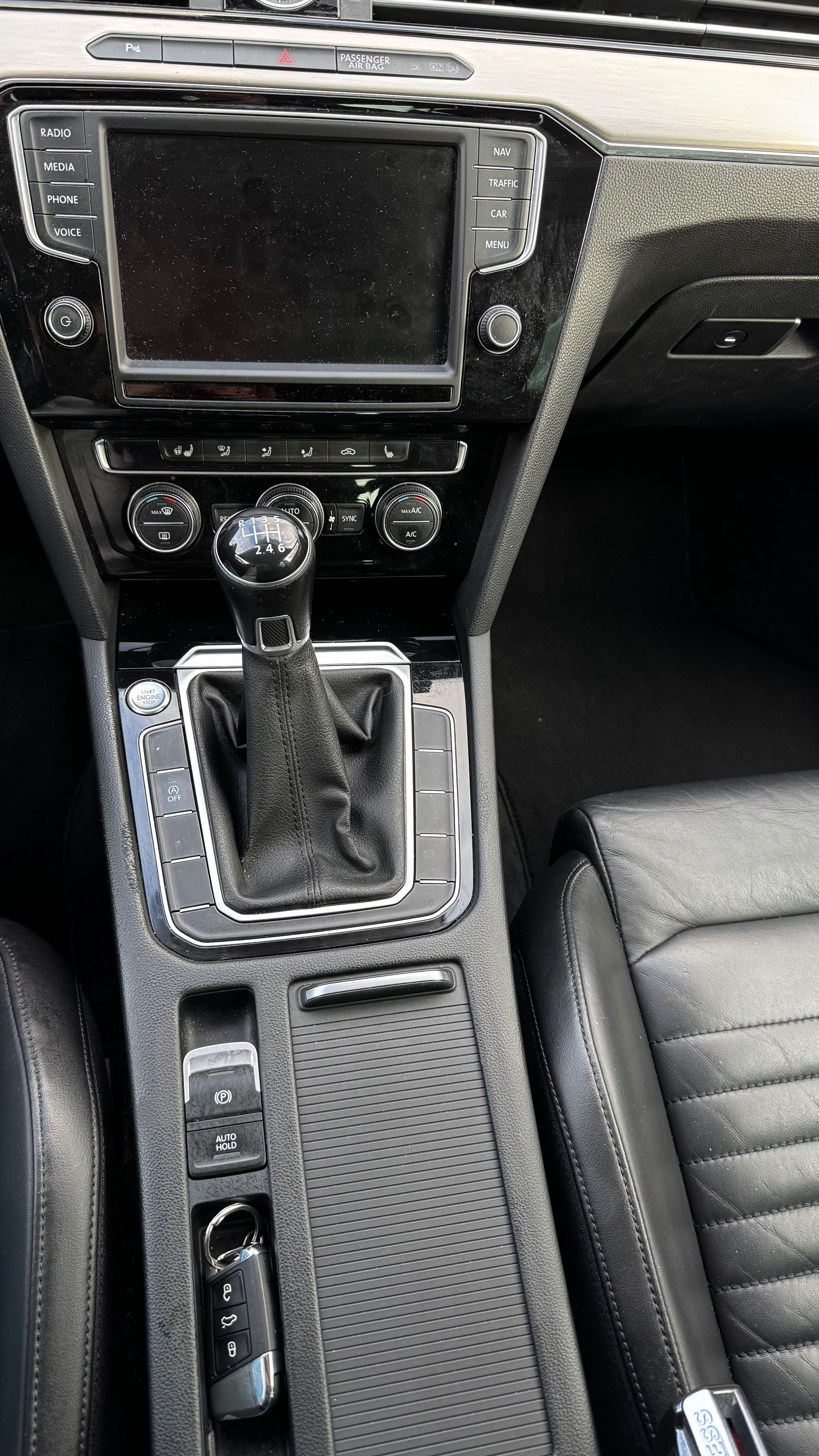 Volkswagen Passat B8 – Full Option, stare impecabilă