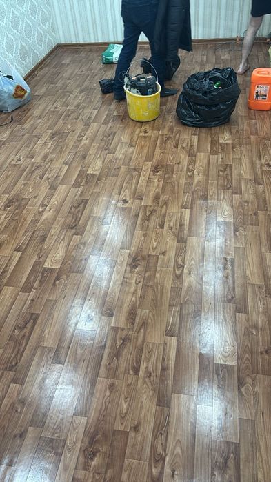 Продам линолеум в хорошем состоянии