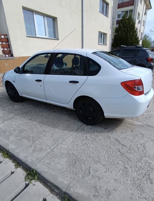 Vand autoturism renault simbol ,an 2010, 170000 km stare buna