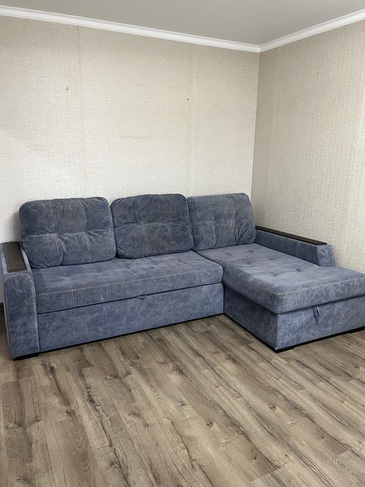 Продам Диван б/у