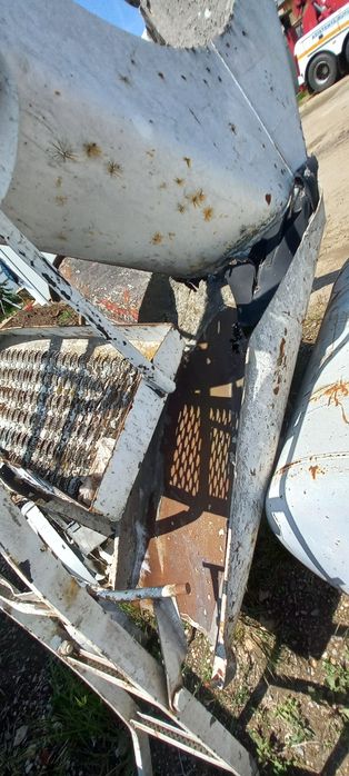 Vând piese betonieră Schwing Stetter