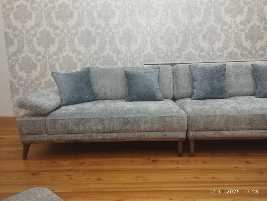 Угловой диван для гостиной