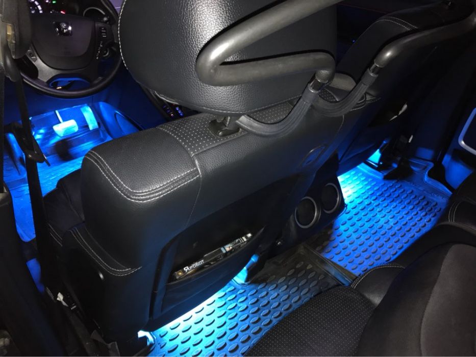 Set 8x lumini LED tuning auto masina DRL SuperBright 6 culori +CADOU!