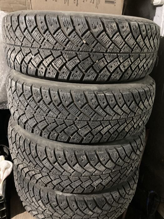 Продам зимние шины 185/65 R15