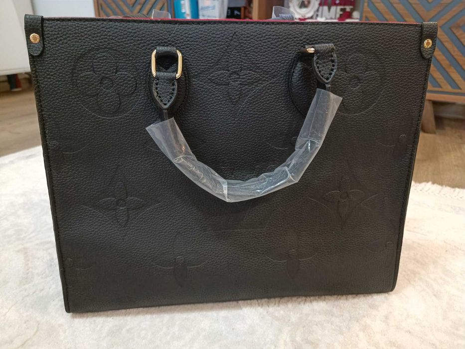 НОВА Дамска чанта Lous Vuitton