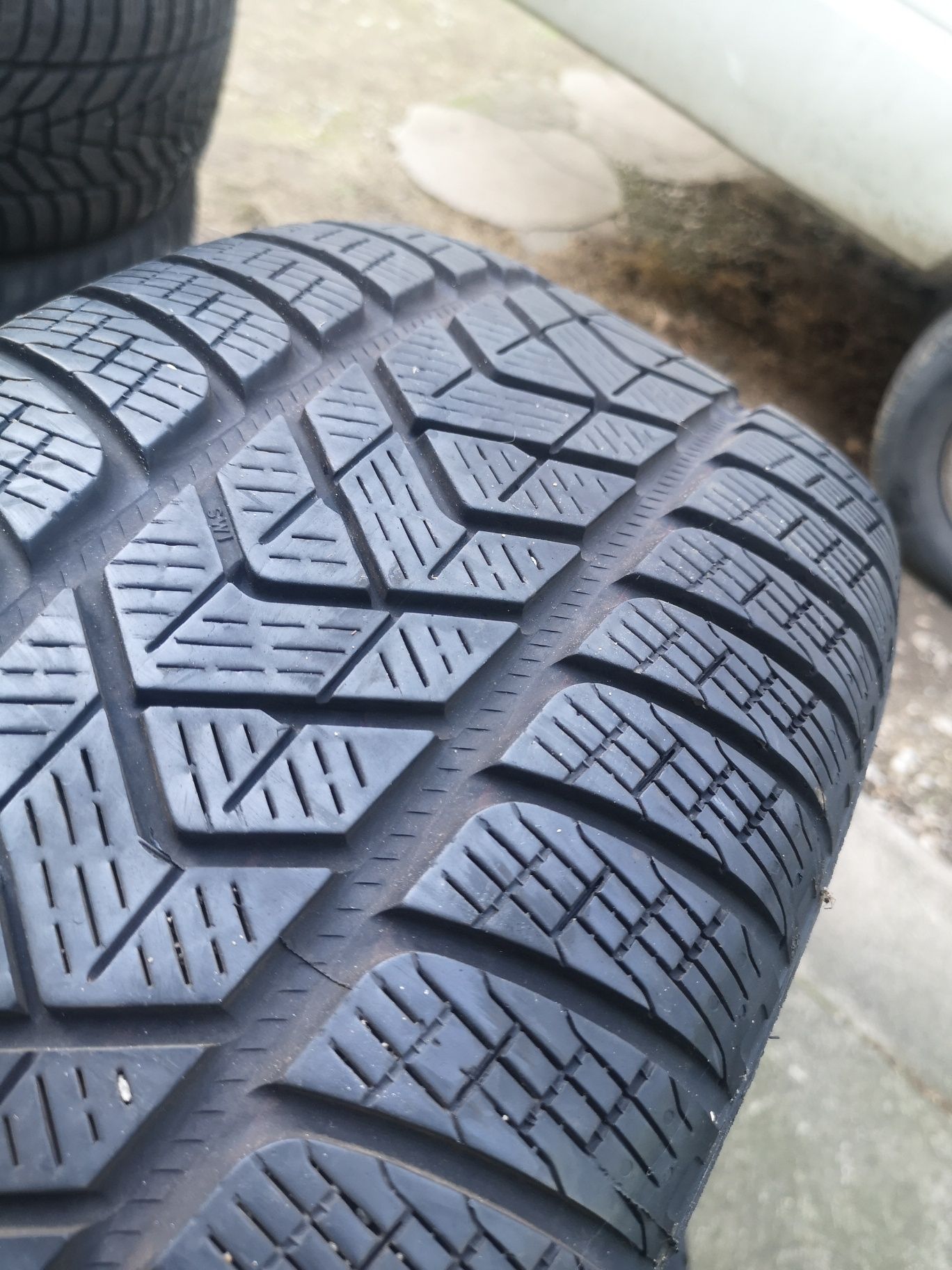 Anvelope, cauciucuri iarnă Pirelli 235 55 19