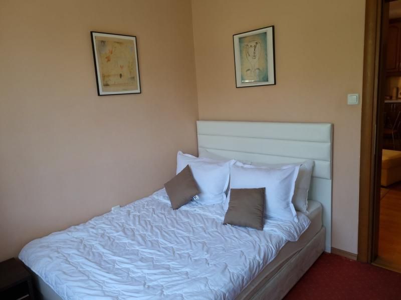 Дава се под наем Тристаен апартамент в София, Красно село - 68 кв.м за 700 € - Снимка #6