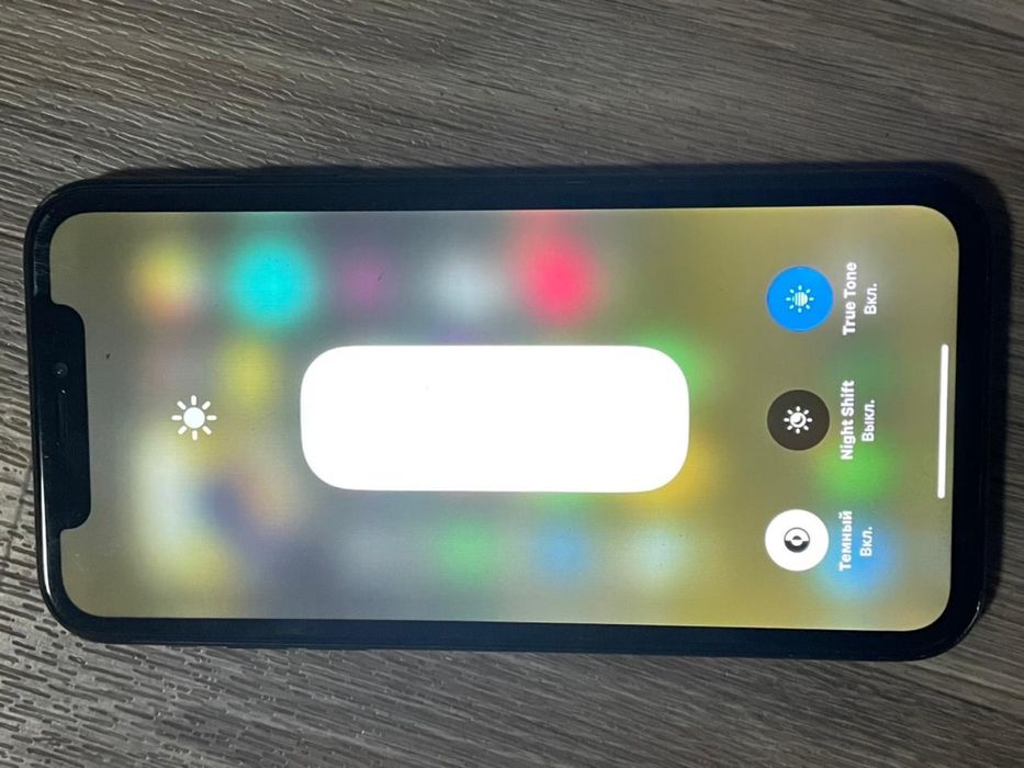 продается iphone xr задняя крышка менялась акум 100% трутон работает ф