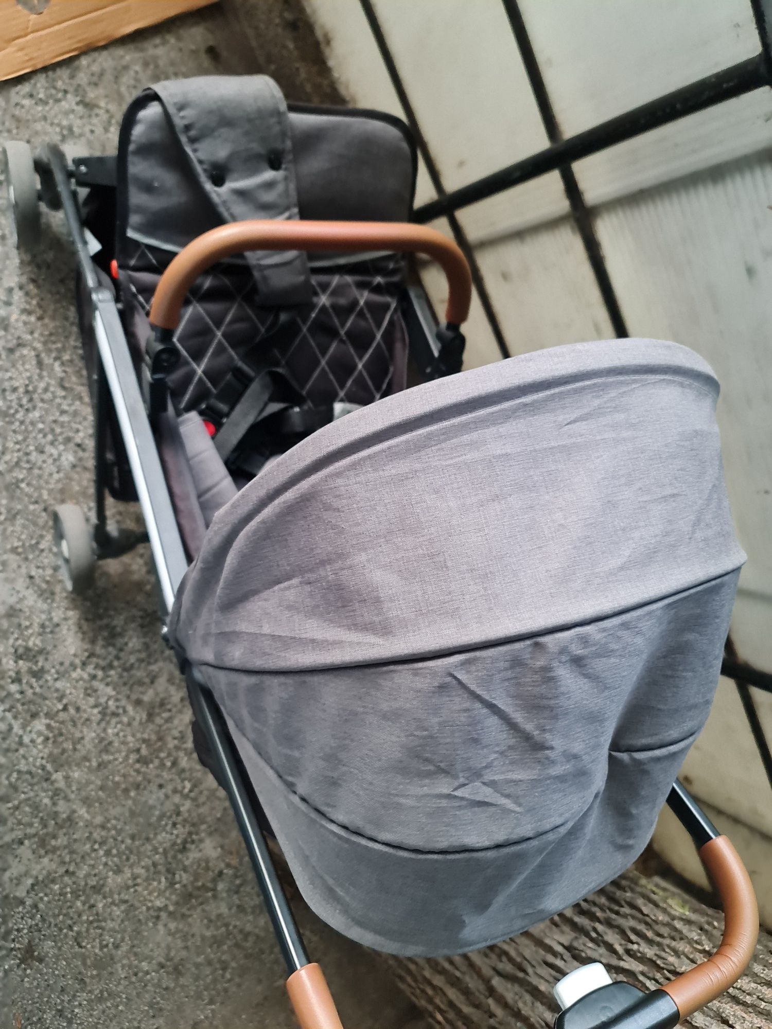 Детска компактна количка