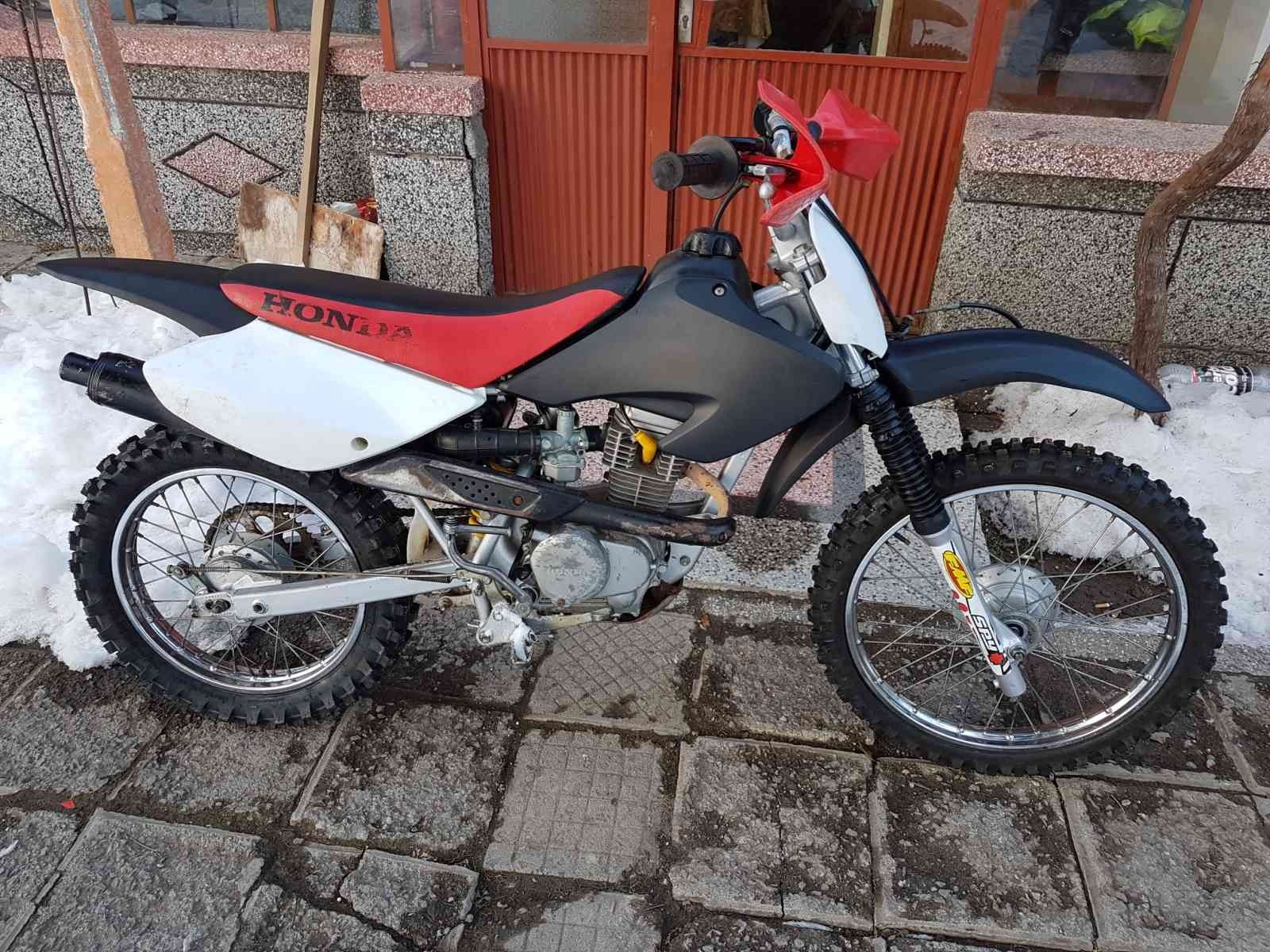 Само на части honda xr 100 r