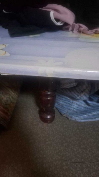 Kuylaklar va uy jihozlari sotiladi