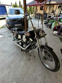 Motocicleta Harley-Davidson FXD