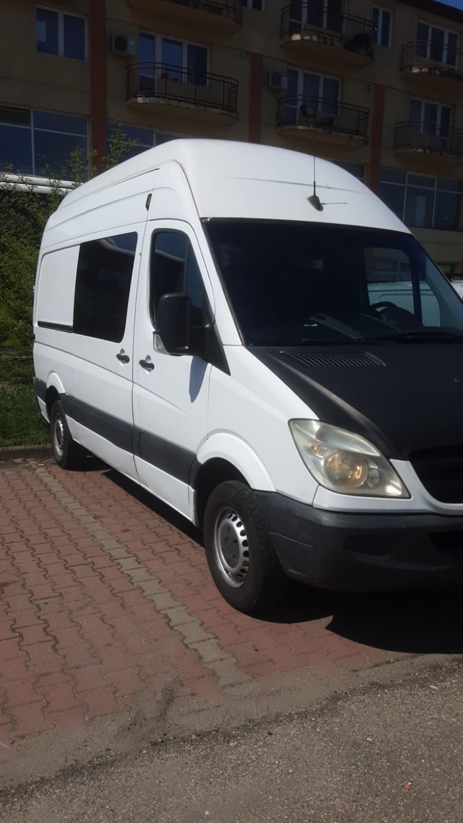 Vând Mercedes sprinter