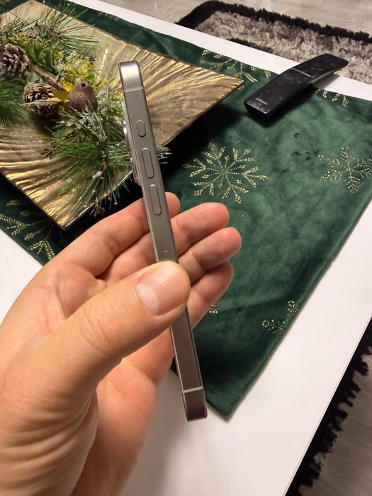 Iphone 15 Pro,nici o urma de uzura,nefolosit !