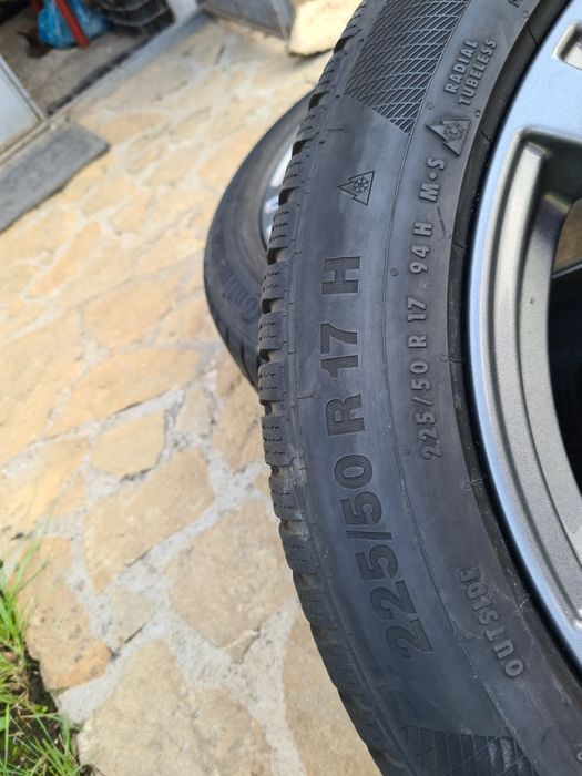 Vand 2 anvelope de iarna Continental 225/50R17 M+S