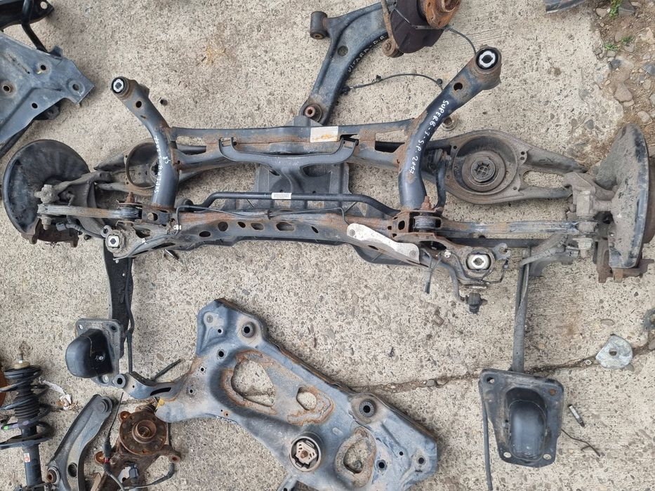 punte spate skoda superb 3 berlina 2018