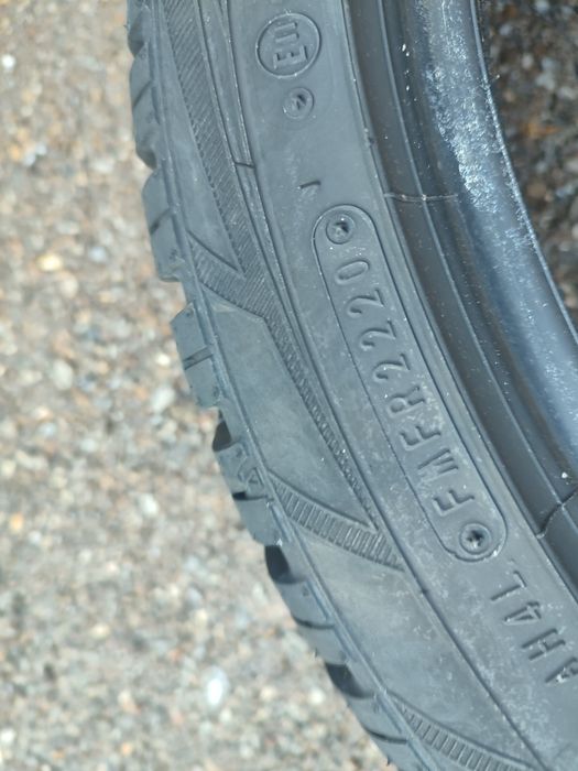205/45/17" 4бр Falken evrowinter,dot2220,7mm