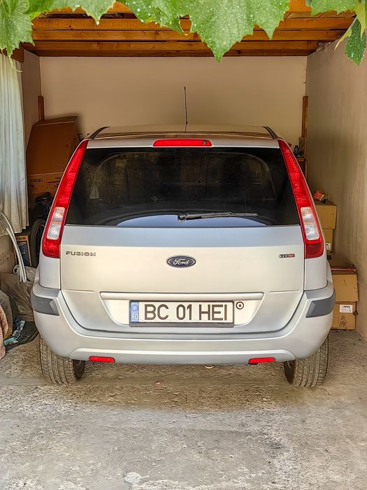 Ford Fusion proprietar din 2011