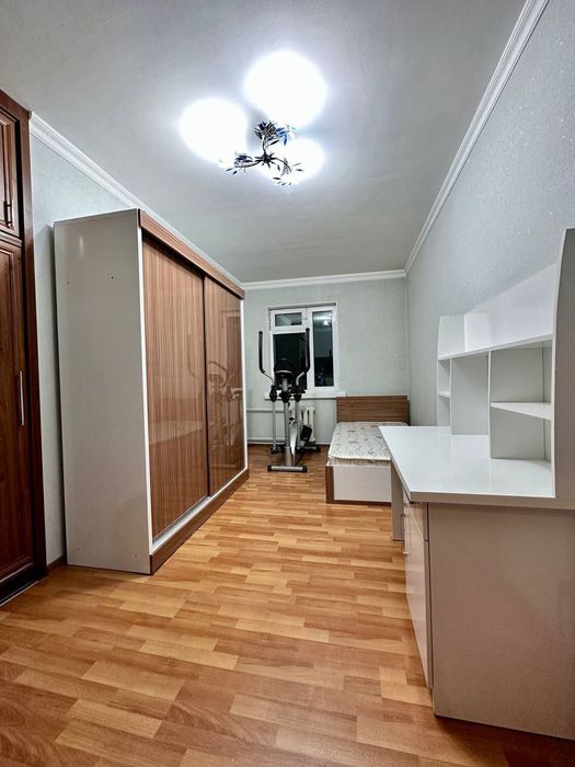 Мухбир кора камиш 2/5 3 хонали Банковский