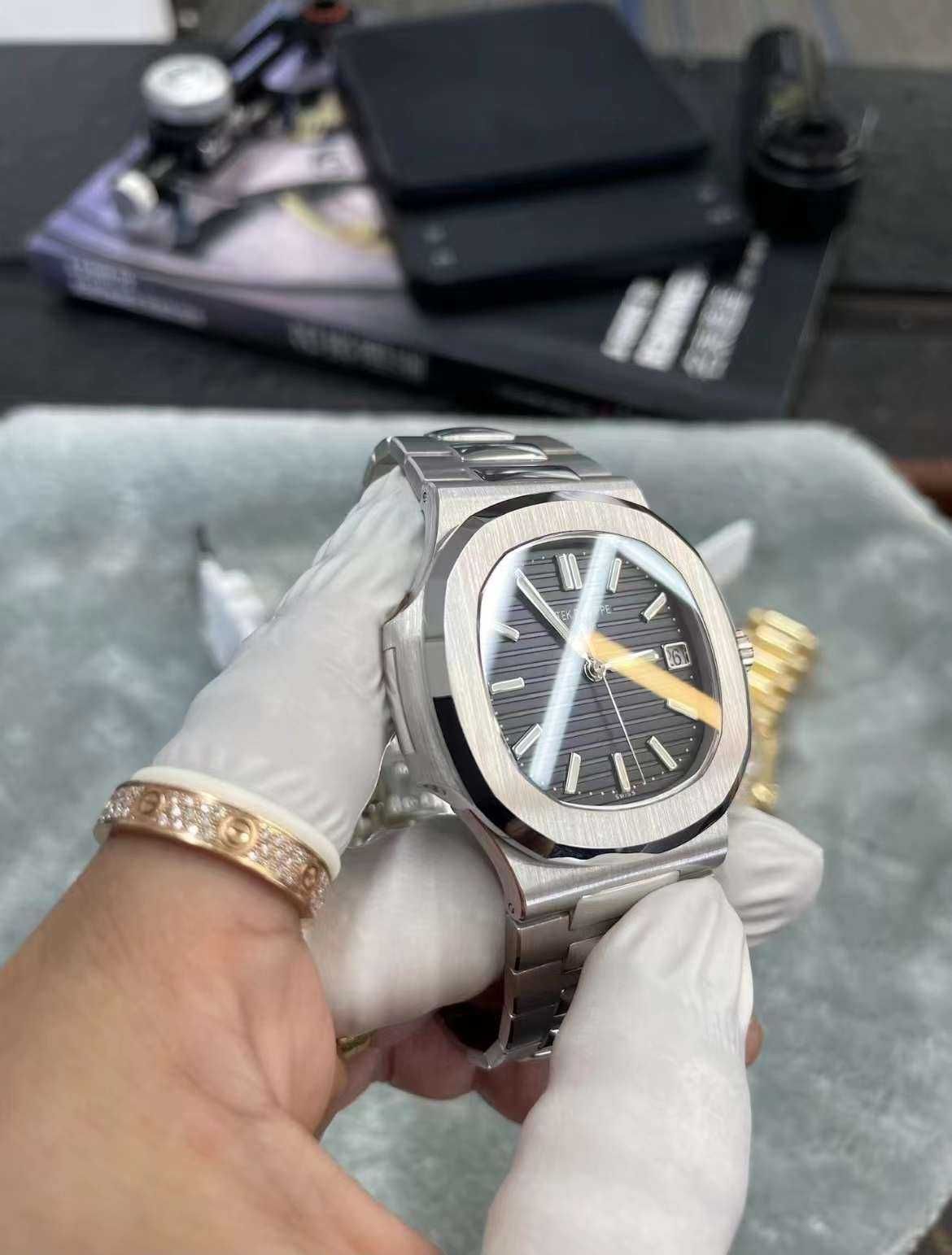 Patek philippe Nautilus 57111