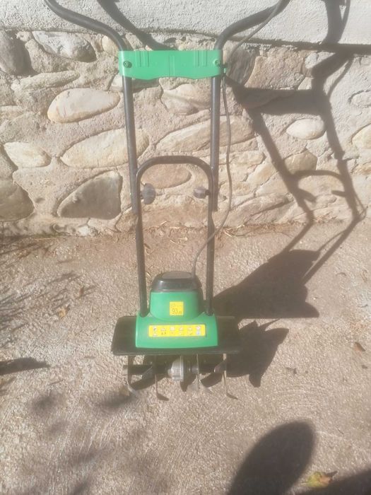 Motosapa prasitoare electrica