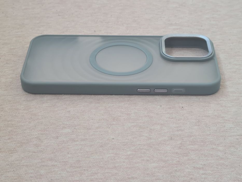 MagSafe  - Husă  16 Pro Max