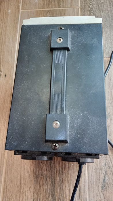 Stabilizator tensiune