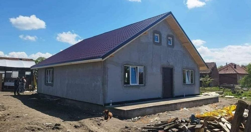 Vând containere modulare tip casa