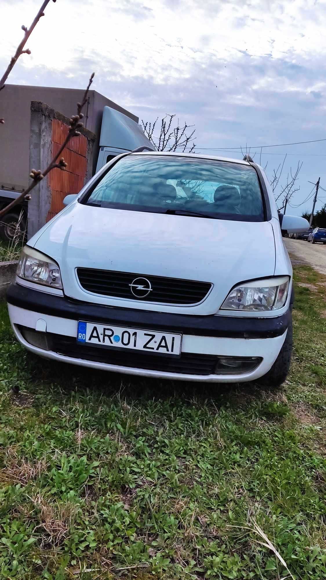 De vanzare Opel Zafira