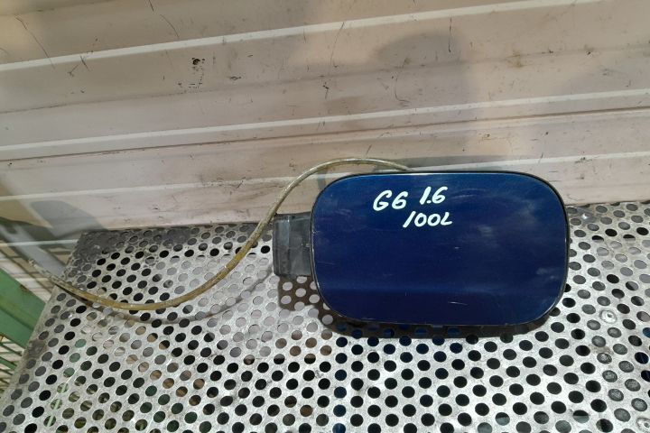 Usita rezervor 1K9809857 1K9809857 Volkswagen VW Golf 6 [2008 - 2015]