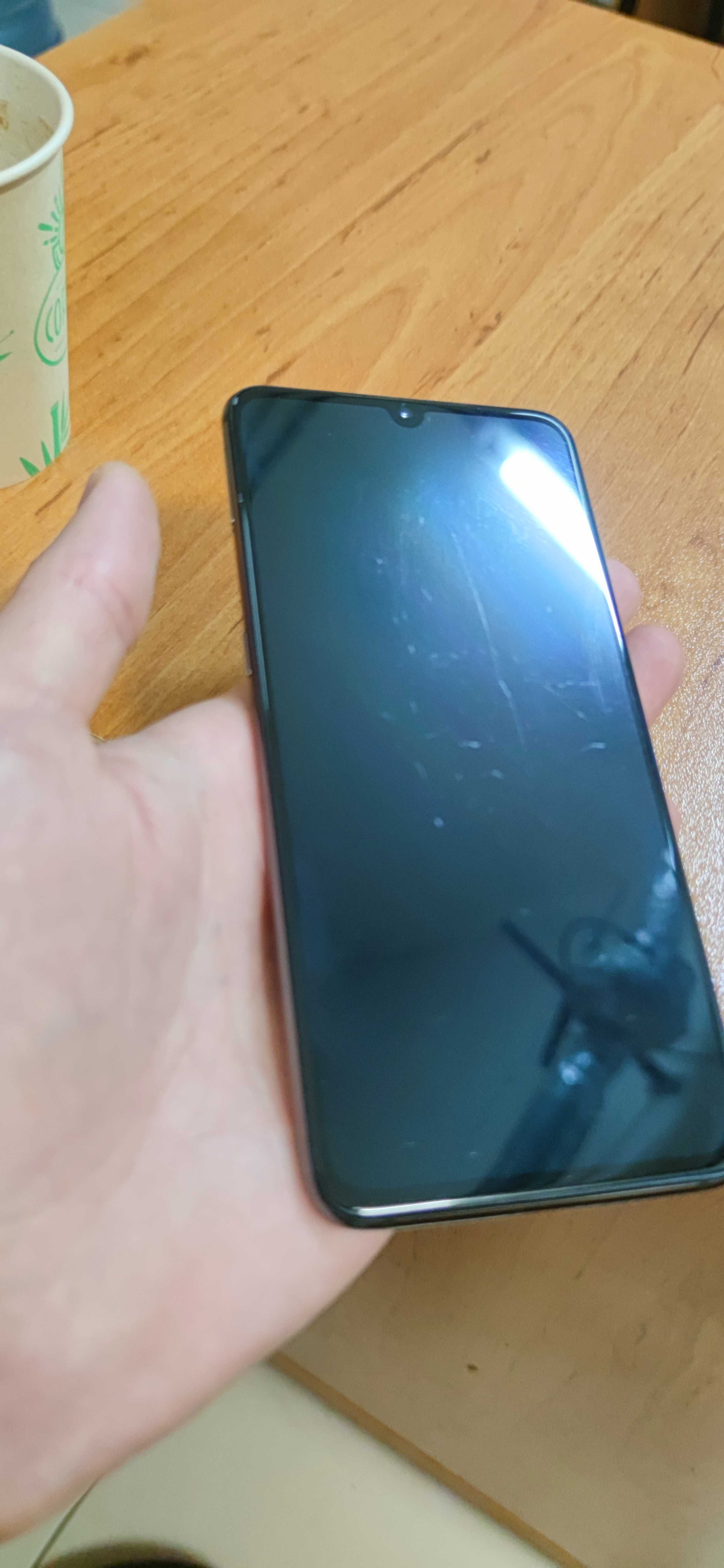 Xiaomi mi 9 6/128bg