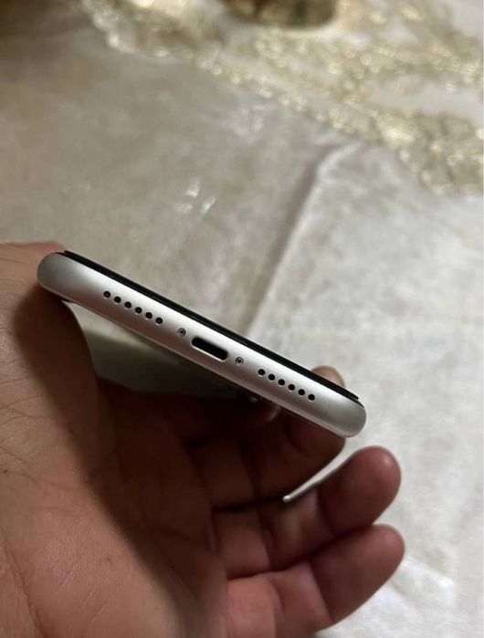 Iphone 11 64 84 yonks radnoy