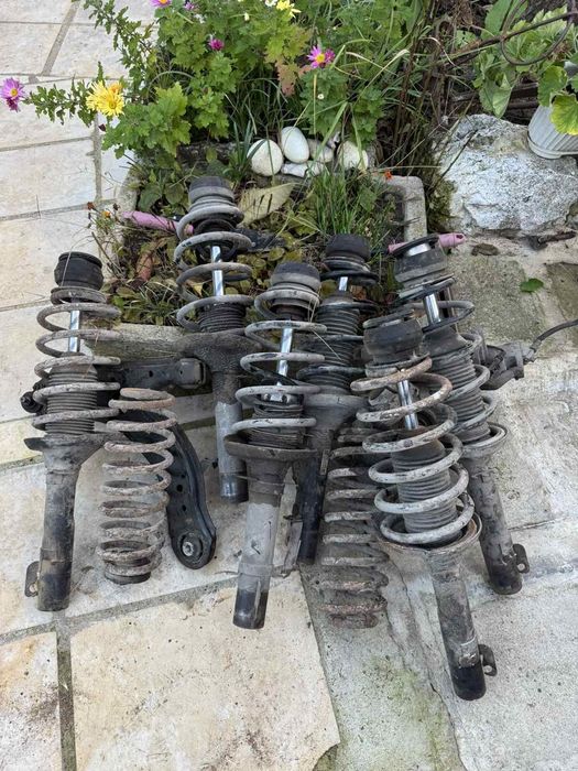 Амортисьори и пружини за голф 4