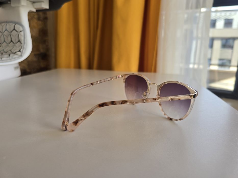 Дамски слънчеви очила