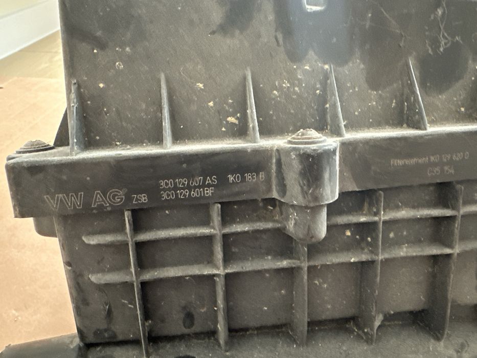 Carcasa completa filtru aer vw seat skoda 2.0 tdi