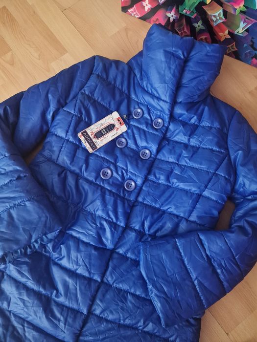 Geaca matlasata dama,Italia,albastru elecric,sezonul rece, super pret