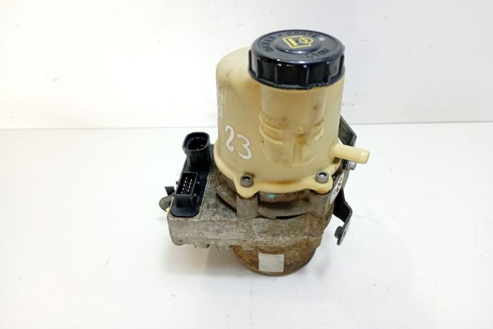 Pompa  Servodirectie 8200385183C Dacia Logan prima generatie seria