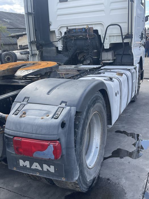 Vand  sau schimb man tgx 440 .2012 .chit hidraulic bena