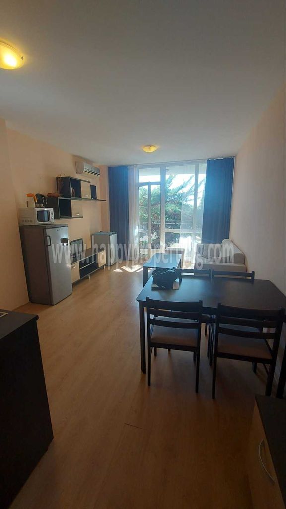 Продава се Двустаен апартамент в Свети Влас - 84 кв.м за 822 €/кв.м - Снимка #3
