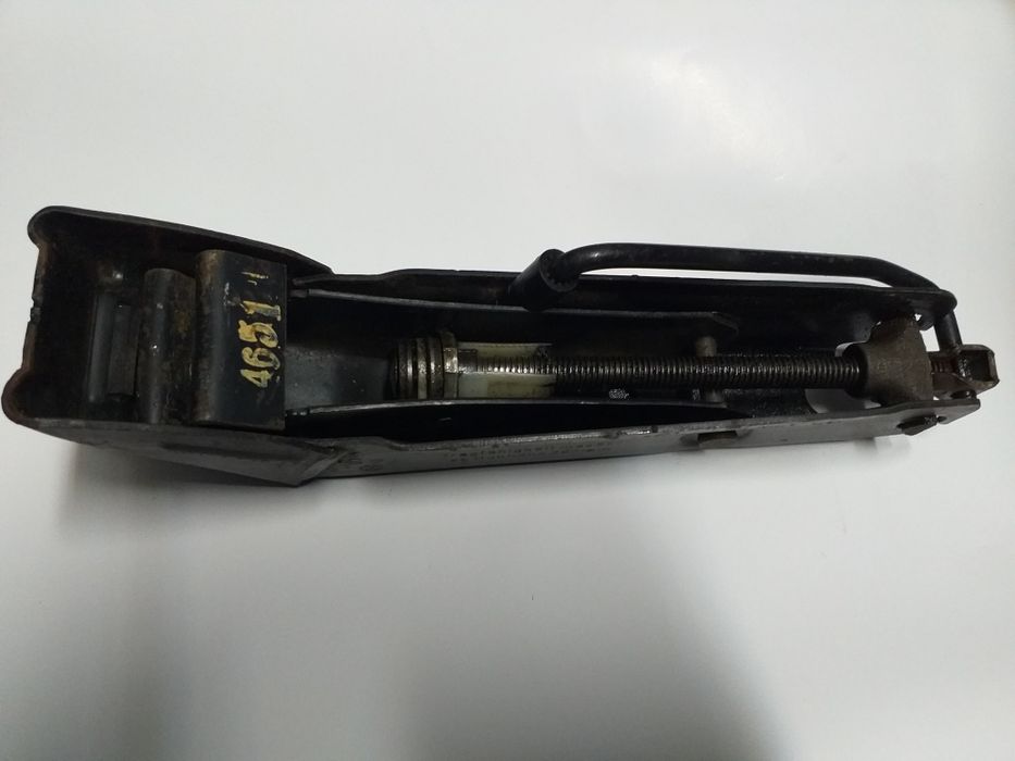 Части за Vw.Фарове,дръжки,капачка,крик за VW