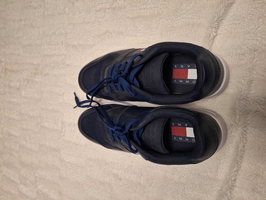 Чисто нови мъжки обувки Tommy Hilfiger