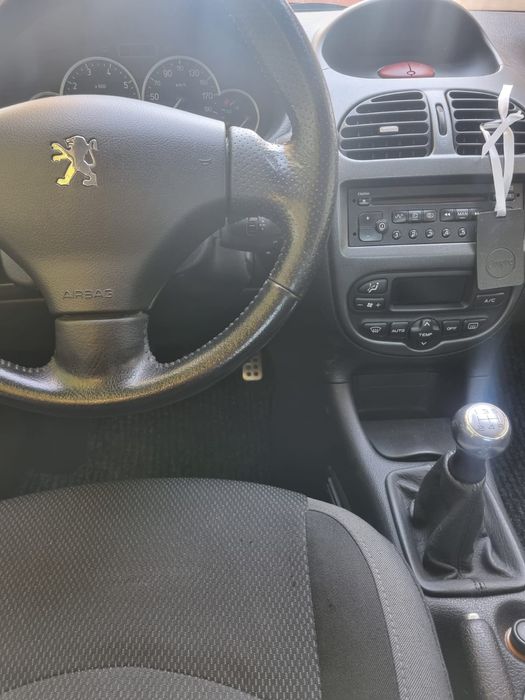 Vând Peugeot 206 an 2007