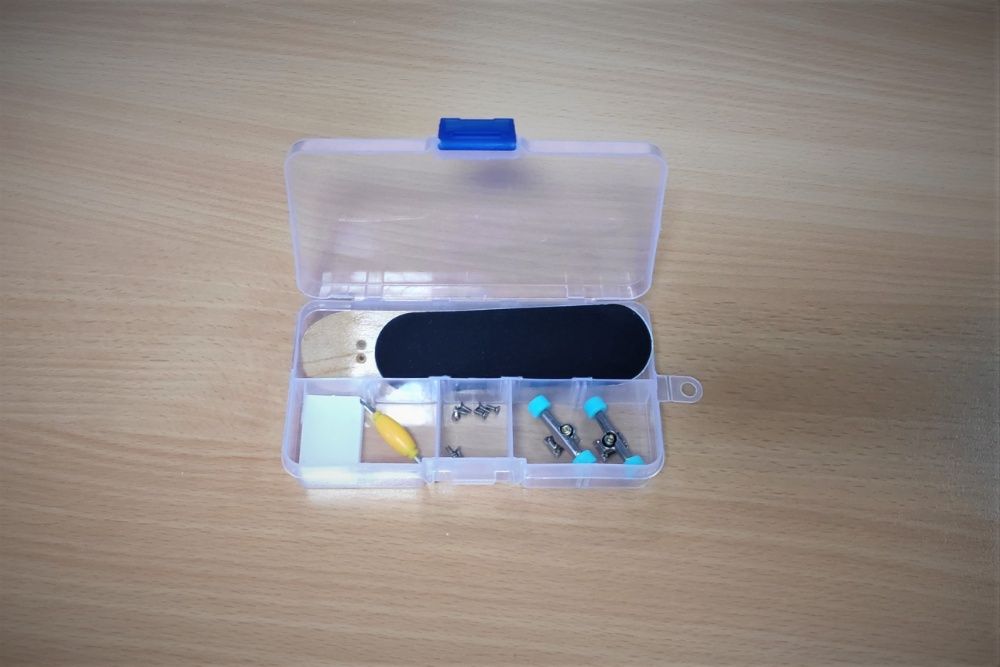 Pro Fingerboard - fingerskate - lemn + rulmenti (tip Tech Deck)