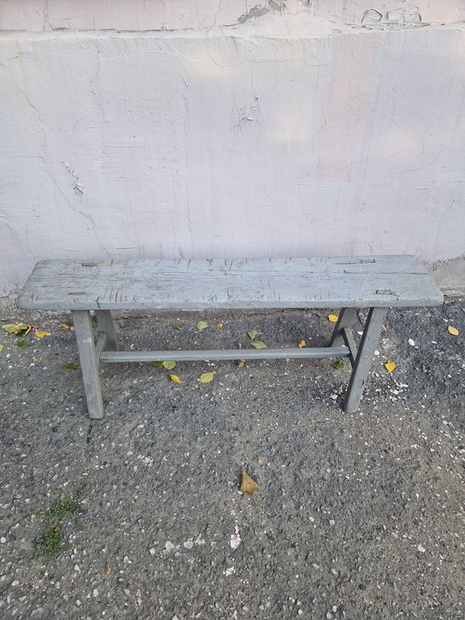 Лавочка деревянная