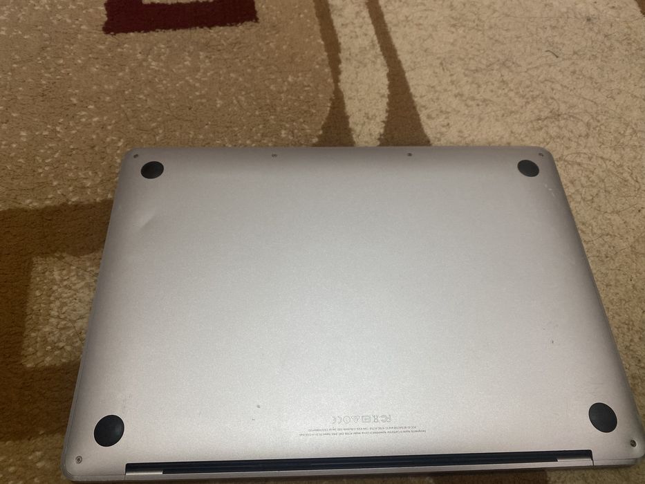 Macbook Pro (2017) 8/256