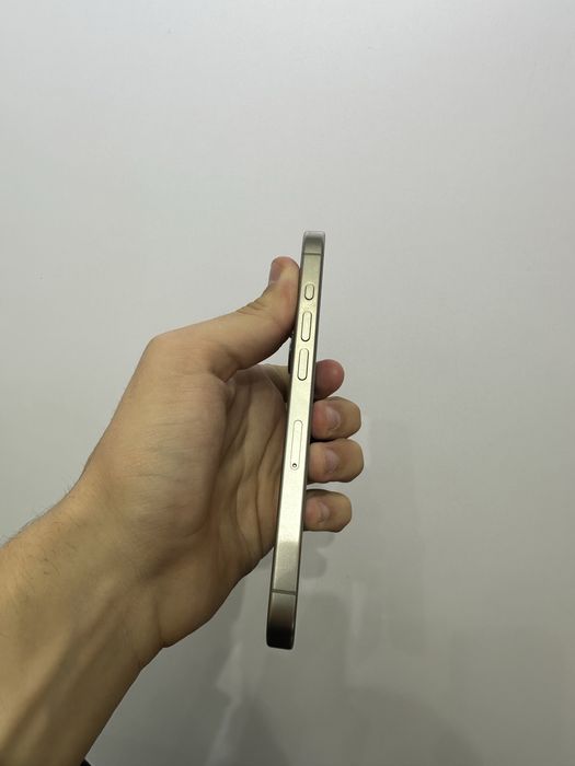 iphone 15 pro natural 128 gb 85 % korobka bor