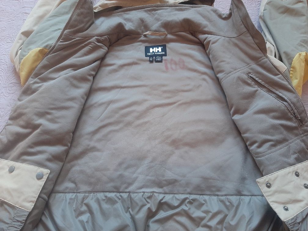 Geacă schi Helly Hansen marimea xl merge la L